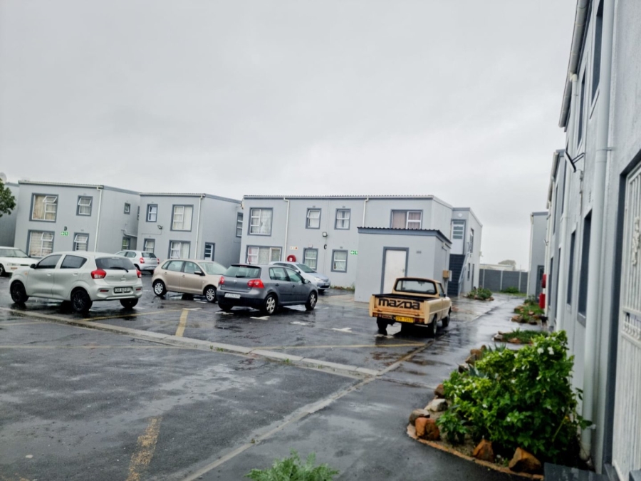 2 Bedroom Property for Sale in Ottery East Western Cape
